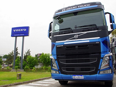 Volvo Trucks y Buses Argentina homenajea a los camioneros